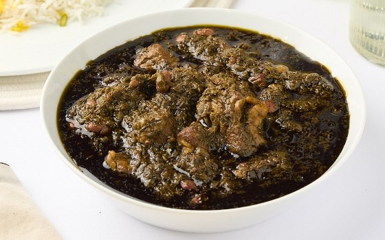 چلو قورمه سبزی